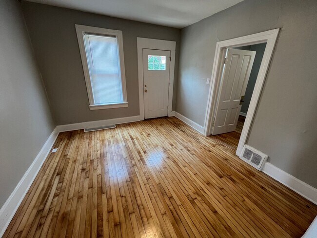 Photo - 2434-34B N Cramer St Unit Rear Cottage