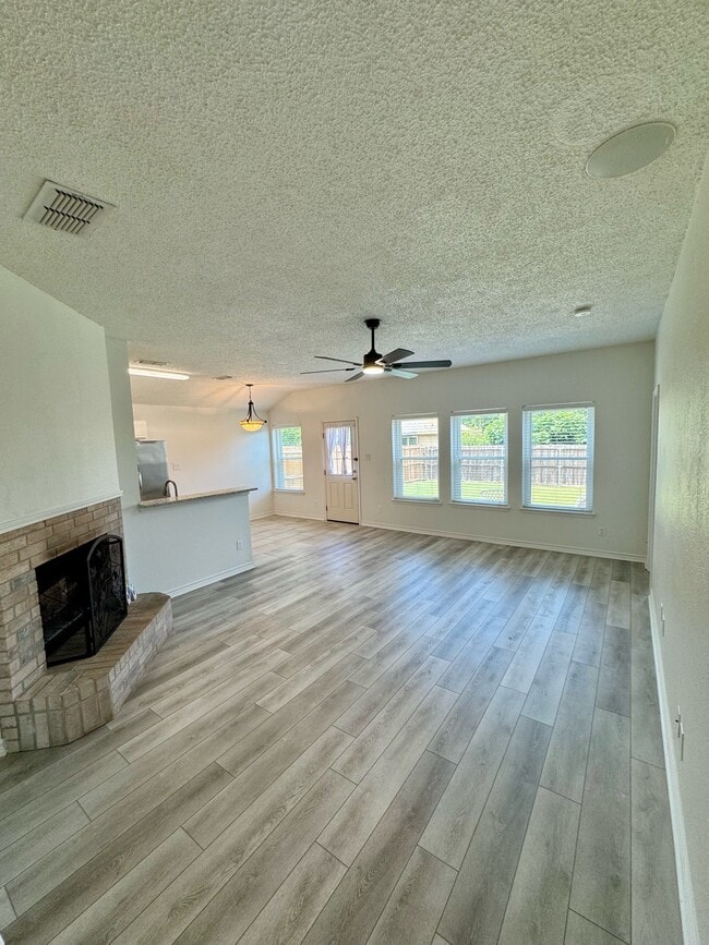 Photo - 2304 Corral Dr