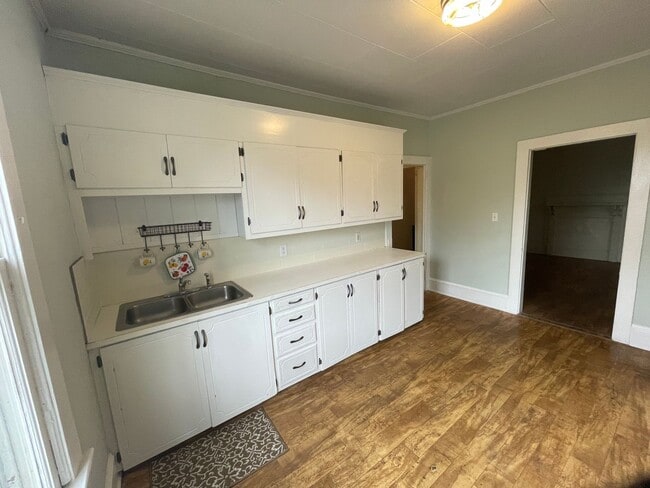 Photo - 3 bedroom 1 bathroom house in Shelby