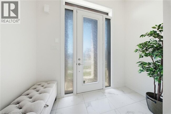 Photo - 67 Macklin St