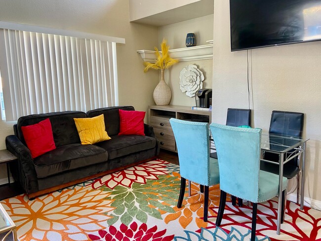 Photo - 6918 Coley Ave Unidad 5