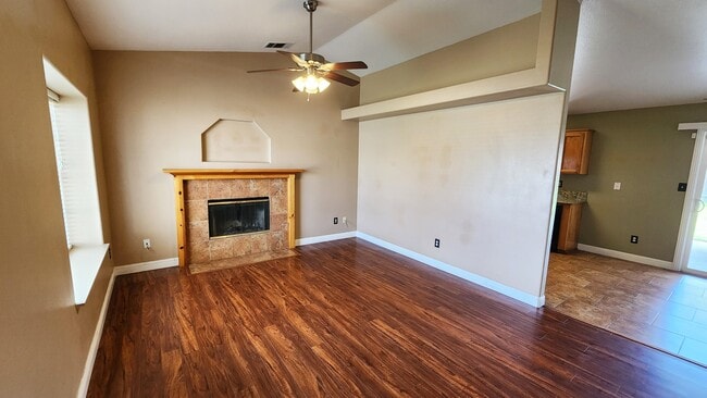 Photo - 409 Harvest Creek Rd