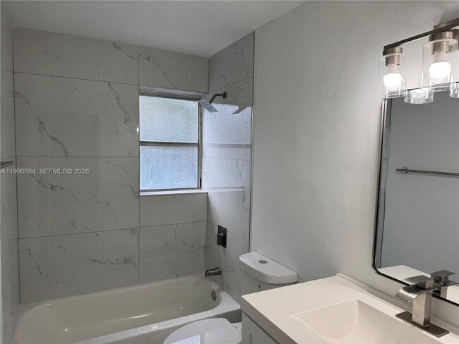 Photo - 5211 SW 91st Ave Unit 2