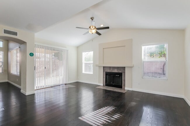 Photo - 1111 W Wagoner Rd