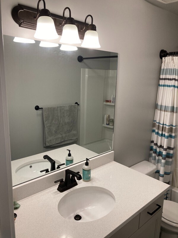 Photo - 25 E Center St