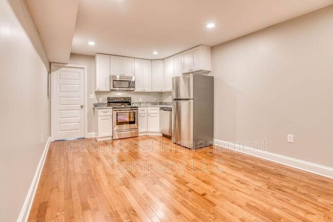 Photo - 1623 E Baltimore St Unit Apt 3