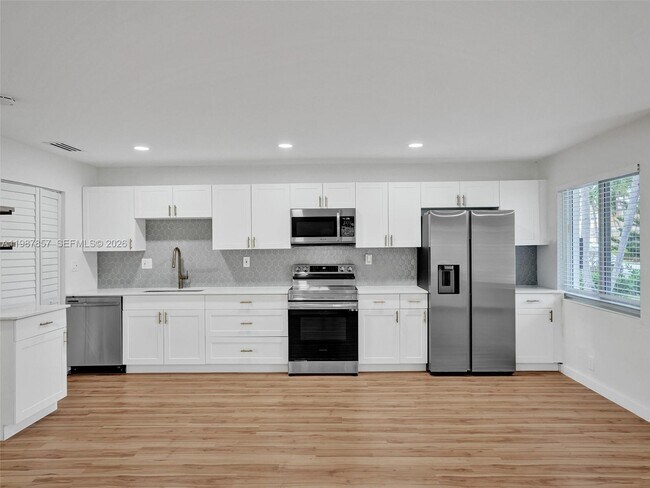 Photo - 932 Mandarin Isle Unit 1