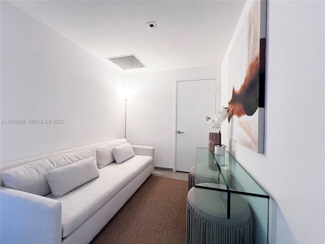 Photo - 68 SE 6th St Unit 1003