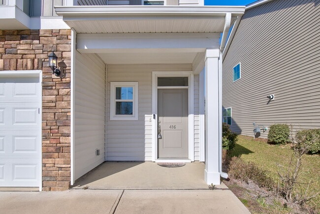 Photo - 416 Sandfarm Trail