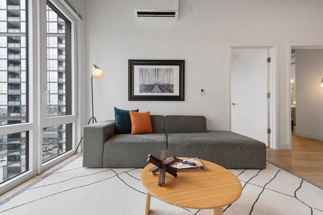 Photo - 853 W Blackhawk St Apartment Unit ID1243851P