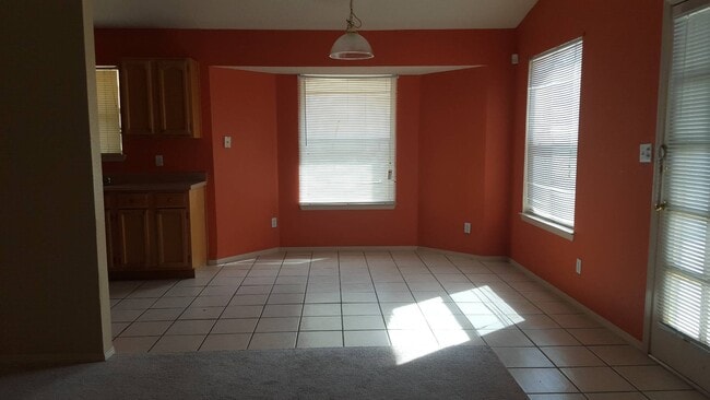 Photo - Beautiful house near Loop 375 and Edgemere