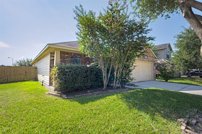 Photo - 9918 Hideaway Bend Ln