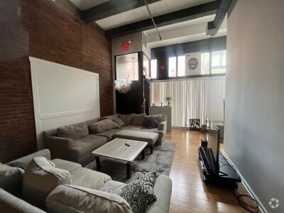 Building Photo - 254 Friend St Unit 1 Rental