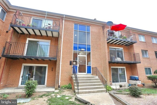 Building Photo - 3404 25th St S Unit 47