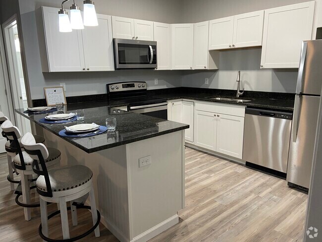 Building Photo - 23 Charles St Unit 11 Rental