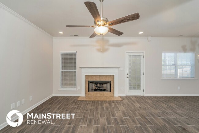 Photo - 4821 Southern Oaks Ln