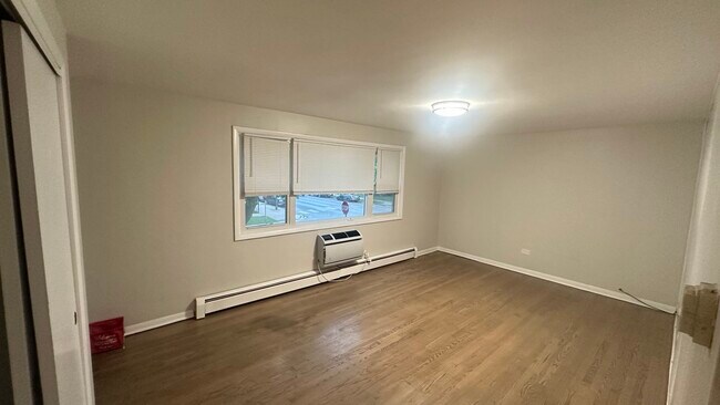 Photo - 2802 N Rutherford Ave Unit 2S