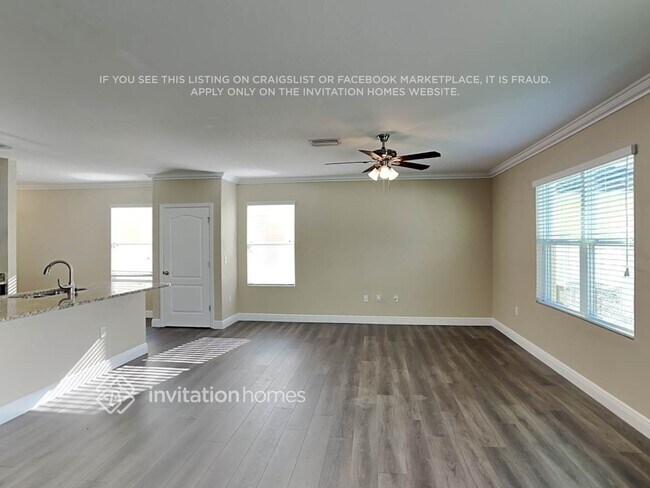 Photo - 10527 Whispering Hammock Dr