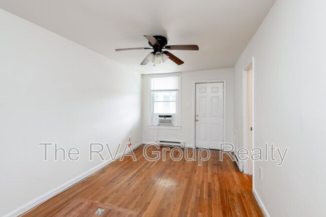 Photo - 2408 W Cary St Unit B