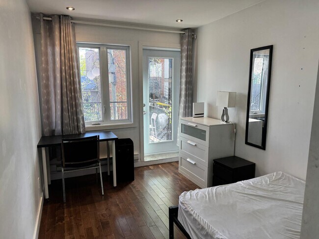 Photo - 4409 Boul Saint Laurent Unit 4411-1