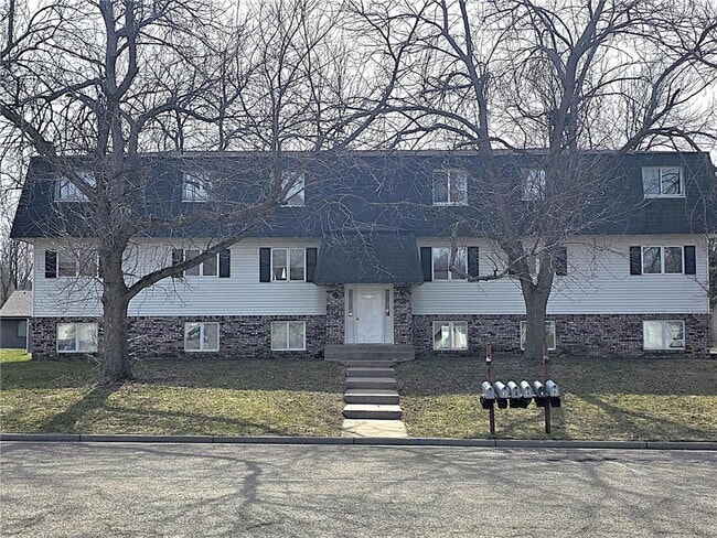 Photo - 880 E 6th St Unit #2