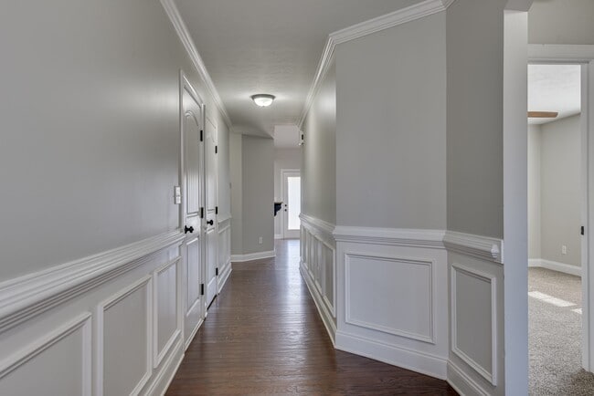 Photo - 1721 Dunmore Ave