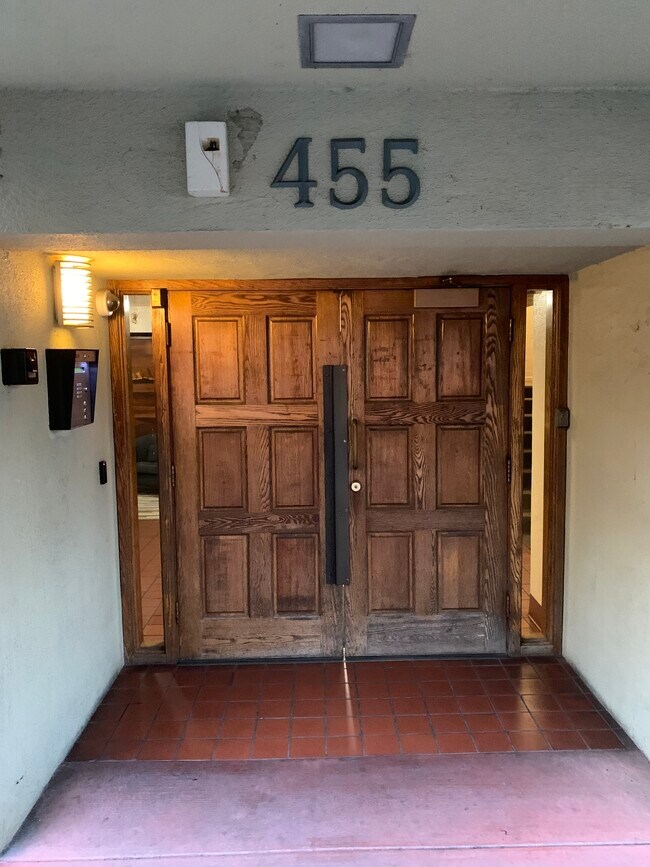 Photo - 455 Crescent St Unit 201