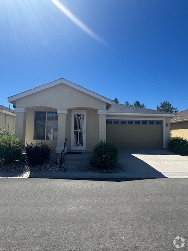Building Photo - Located in a Quiet, Gated Community in Car... Rental
