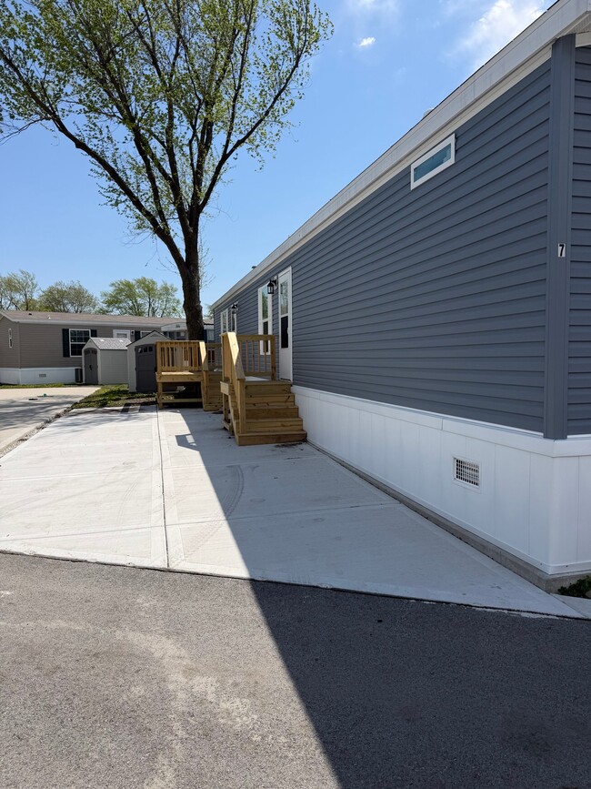 Photo - 14001 S Western Ave