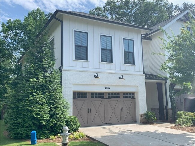 Photo - 423 Johnson Ct Townhome