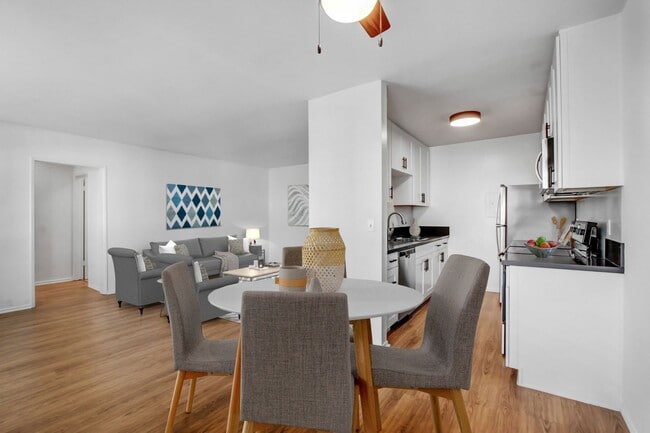 Photo - Arch Apartments