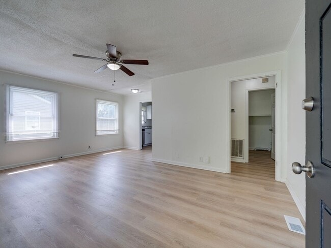 139 Darnell Pl