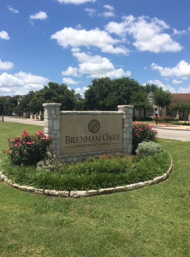 Brenham Oaks Apartments Brenham, TX