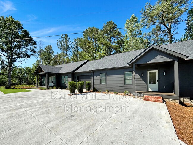 Photo - 3717 Greenpond Rd