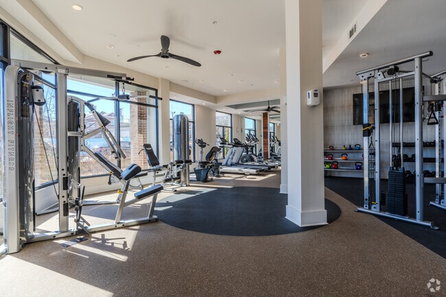 Fitness Center - Ashley Scholars Landing I Apartments