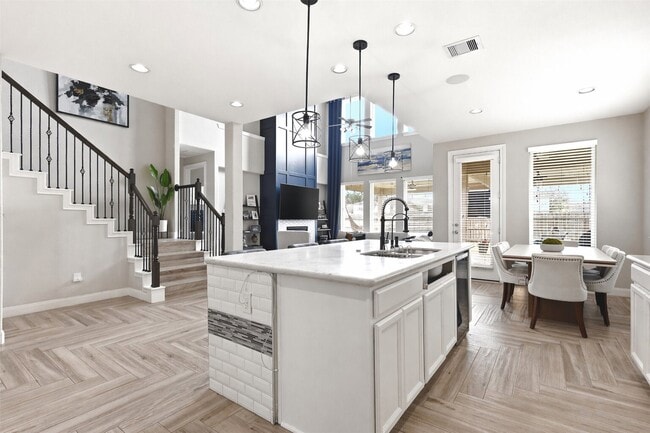 Photo - 5926 Marble Bend Ln