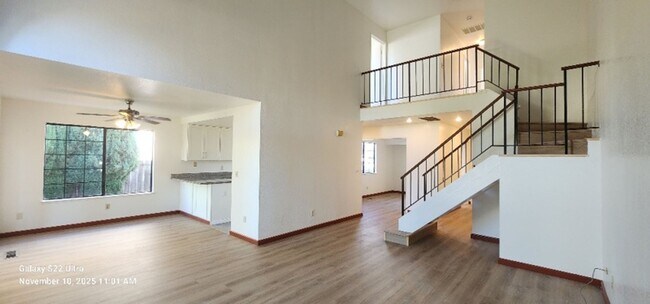 Photo - Large 3 Bedroom 3 Full Bath Home in Glen C...