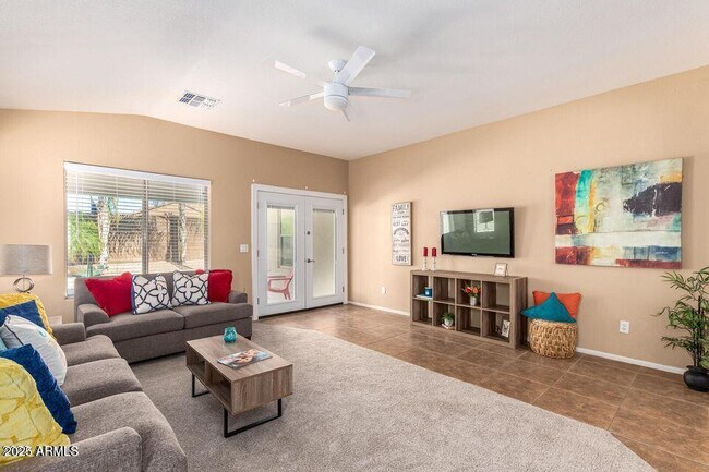 Photo - 632 E Mule Train Trail