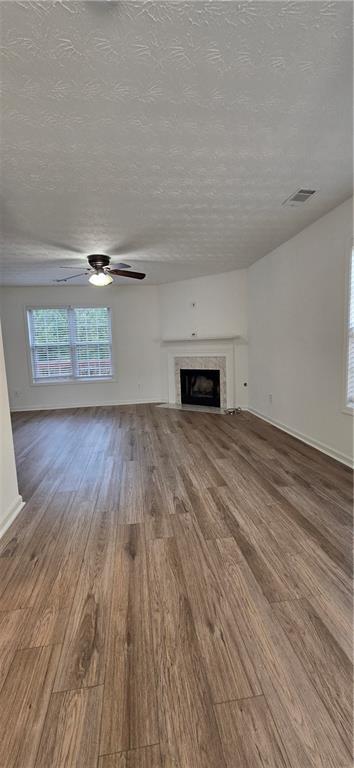 Photo - 200 Kentshire Pl NW