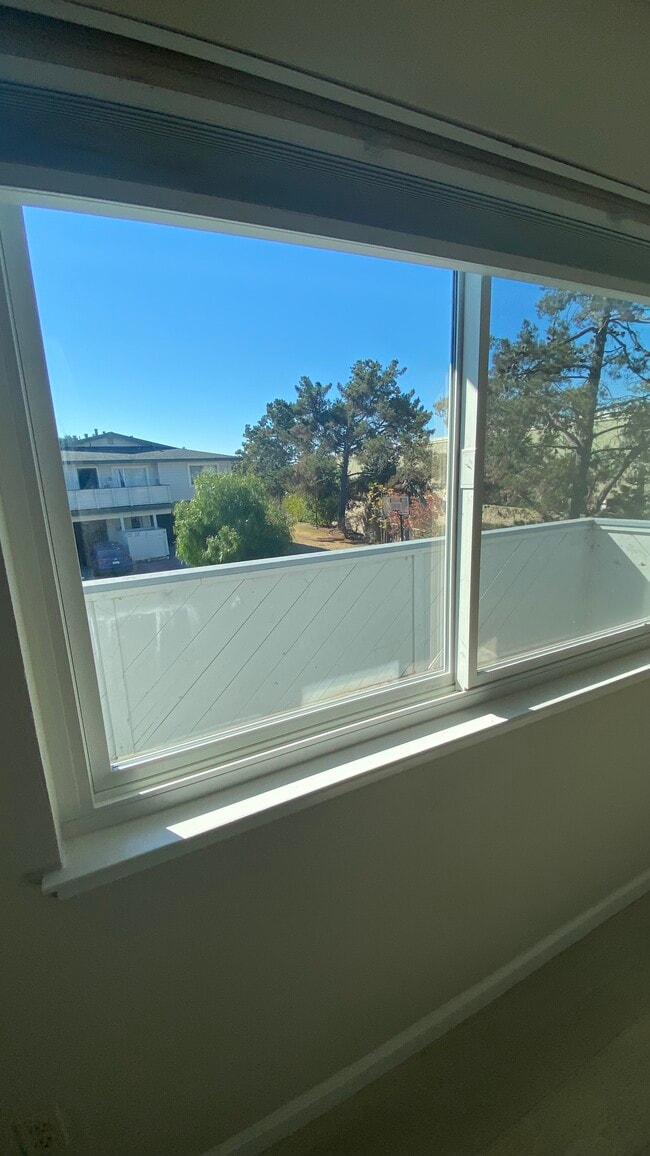 view outside living room winddow - 4205 Starboard Ct Unit susan