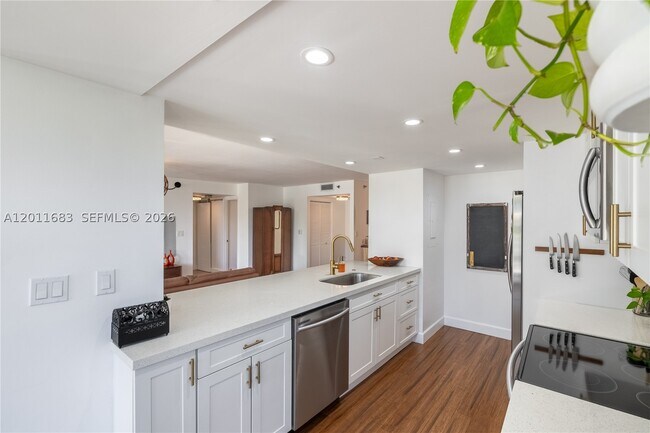 Photo - 4000 Towerside Terrace Unit 308