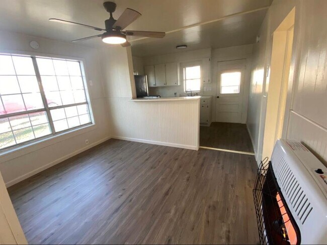 800 S 2nd St