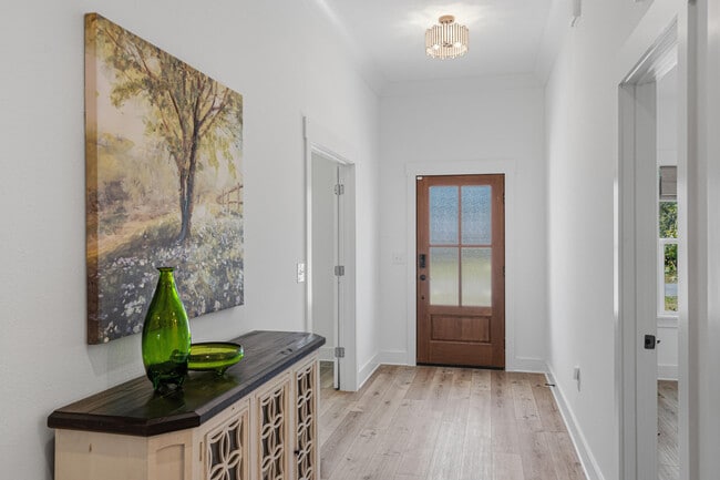 Photo - 35 Highland Dr NW