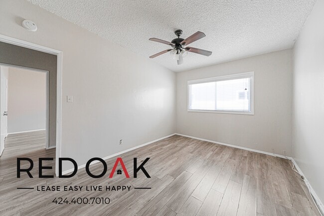 Photo - 2036 E Whiting Ave Unidad 6