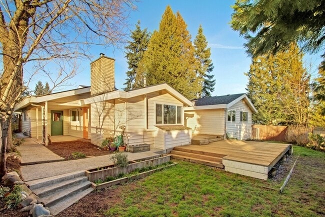 Photo - Bellevue Home