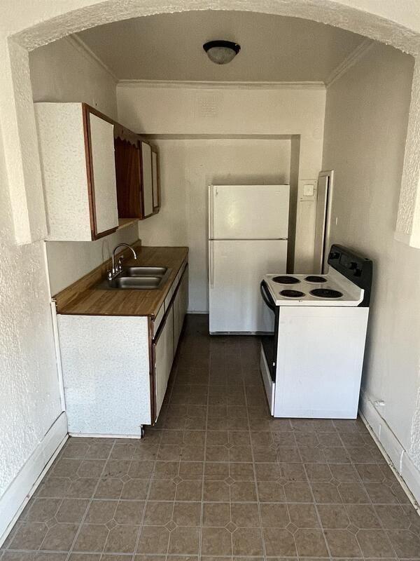 Photo - 403 N 4th St