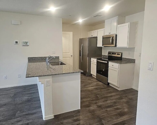 Photo - 1138 Meadow Sparrow Pl