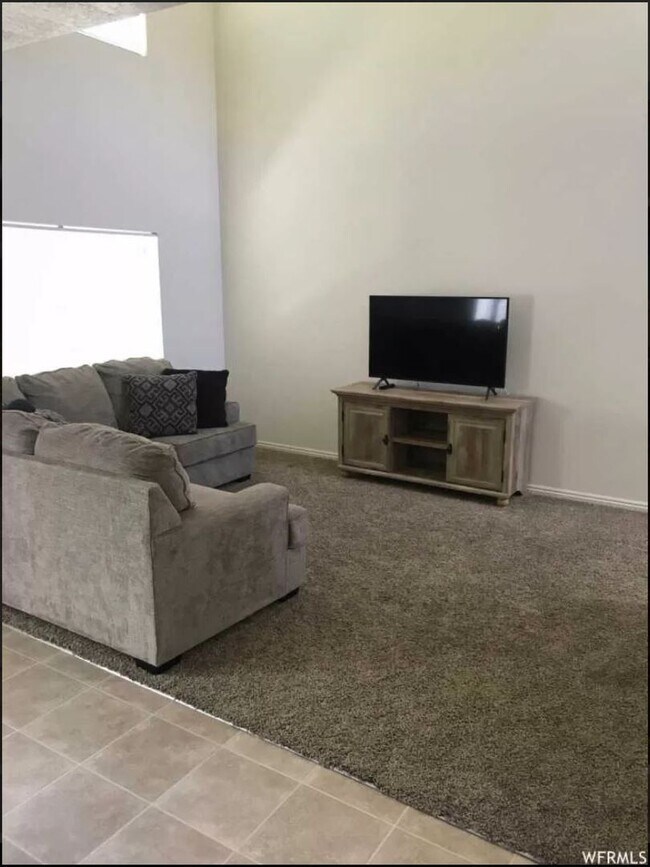 Photo - 1029 N Plaza Dr