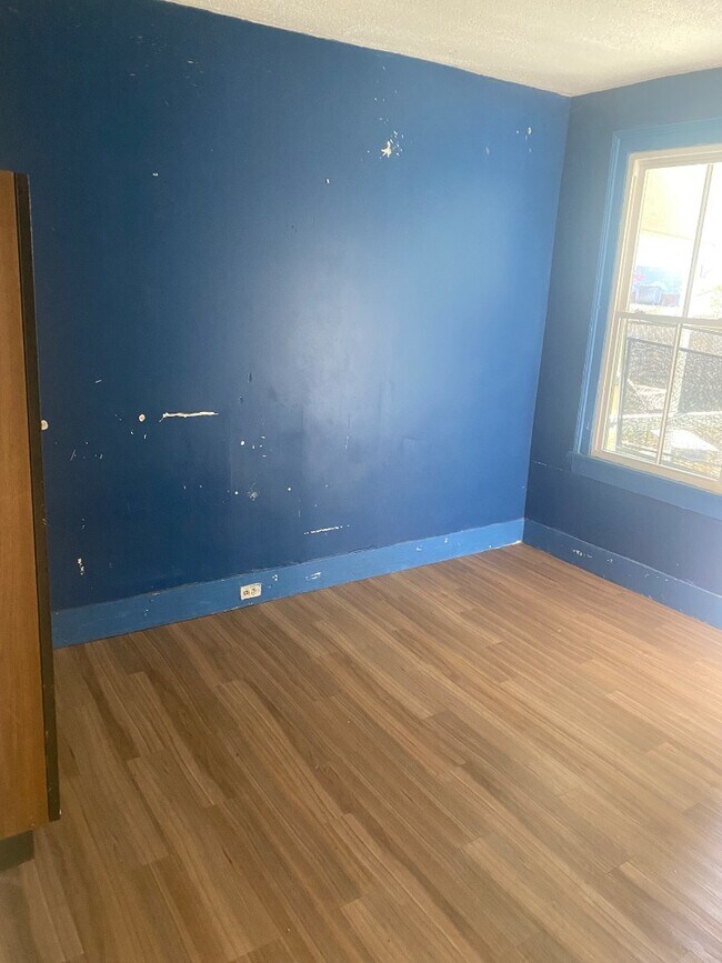 Photo - 1327 Ruffner Pl