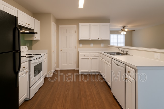 Photo - 1525 Crandon Dr